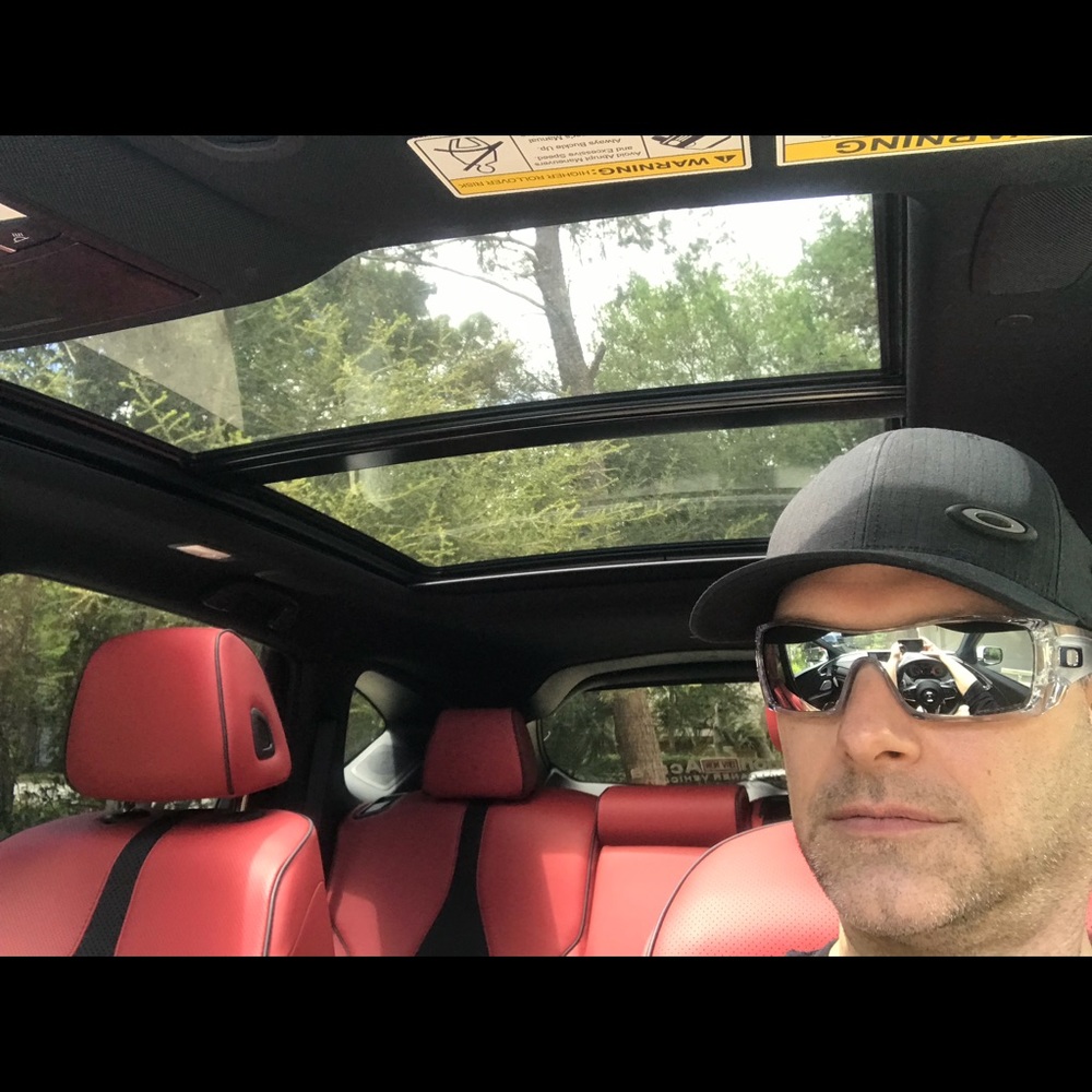 Meet your Posher, Jason